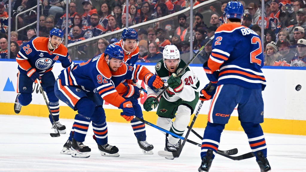 Evan Bouchard's OT goal lifts Oilers over Wild, 4-3 — WCCO Sports — Gopher, Miami Sports news
