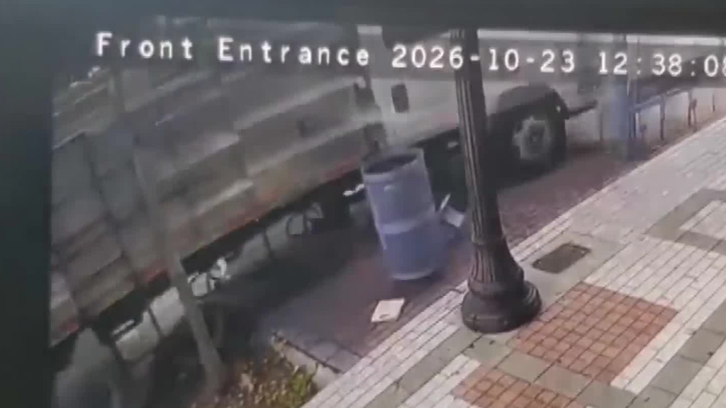 Landscaping truck crashes into bus bench, 3 North Miami businesses, sending 2 passengers to the hospital — CBS Miami, Miami Real Estate news
