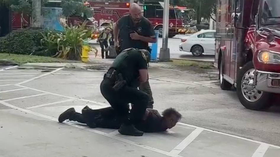 Woman arrested, person hospitalized after multi-vehicle crash, vehicle hits Deerfield Beach gas station — CBS Miami, Miami Real Estate news
