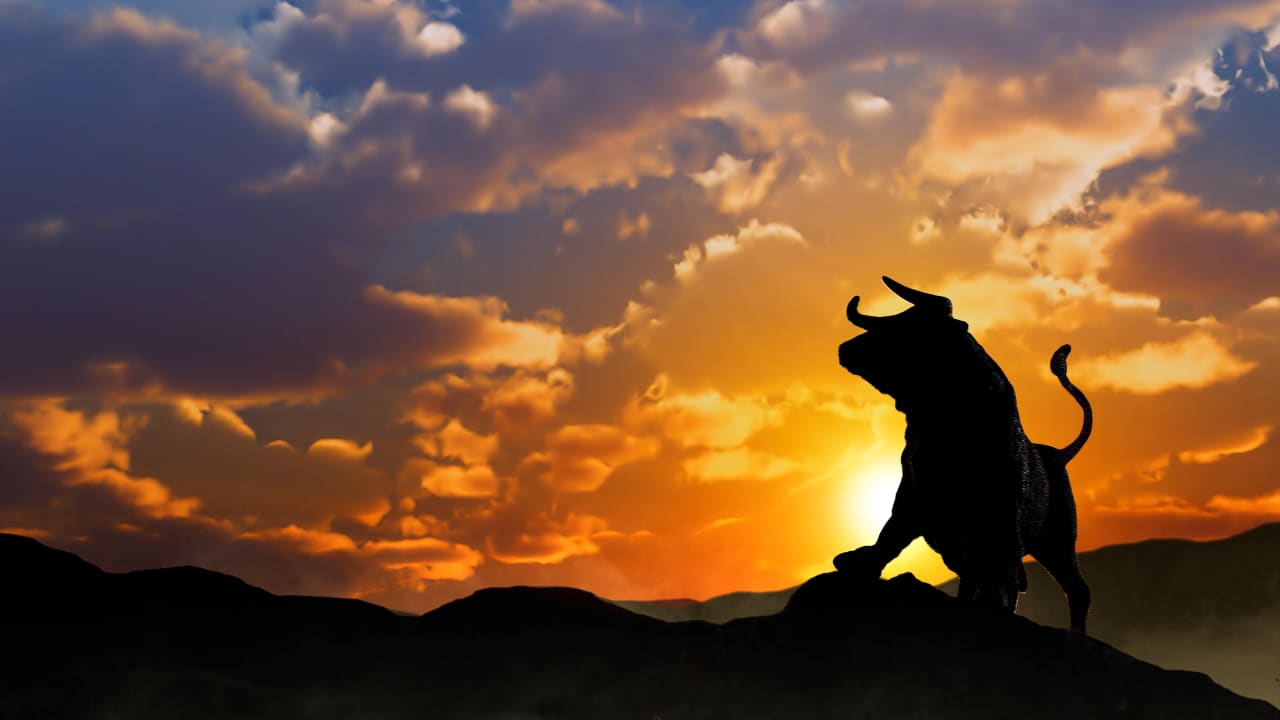 Bull markets tend to peak with a whimper, not a bang — but a 15% correction for the S&P 500 may be next — MarketWatch, Miami Business news
