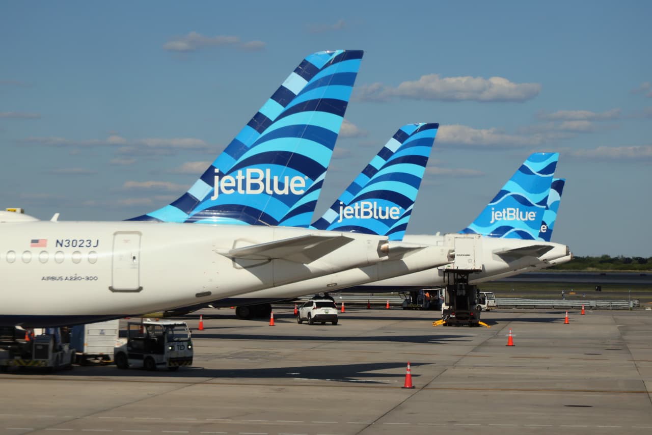 JetBlue has been losing money for years. It just charted a path to profitability. — Miami Business news