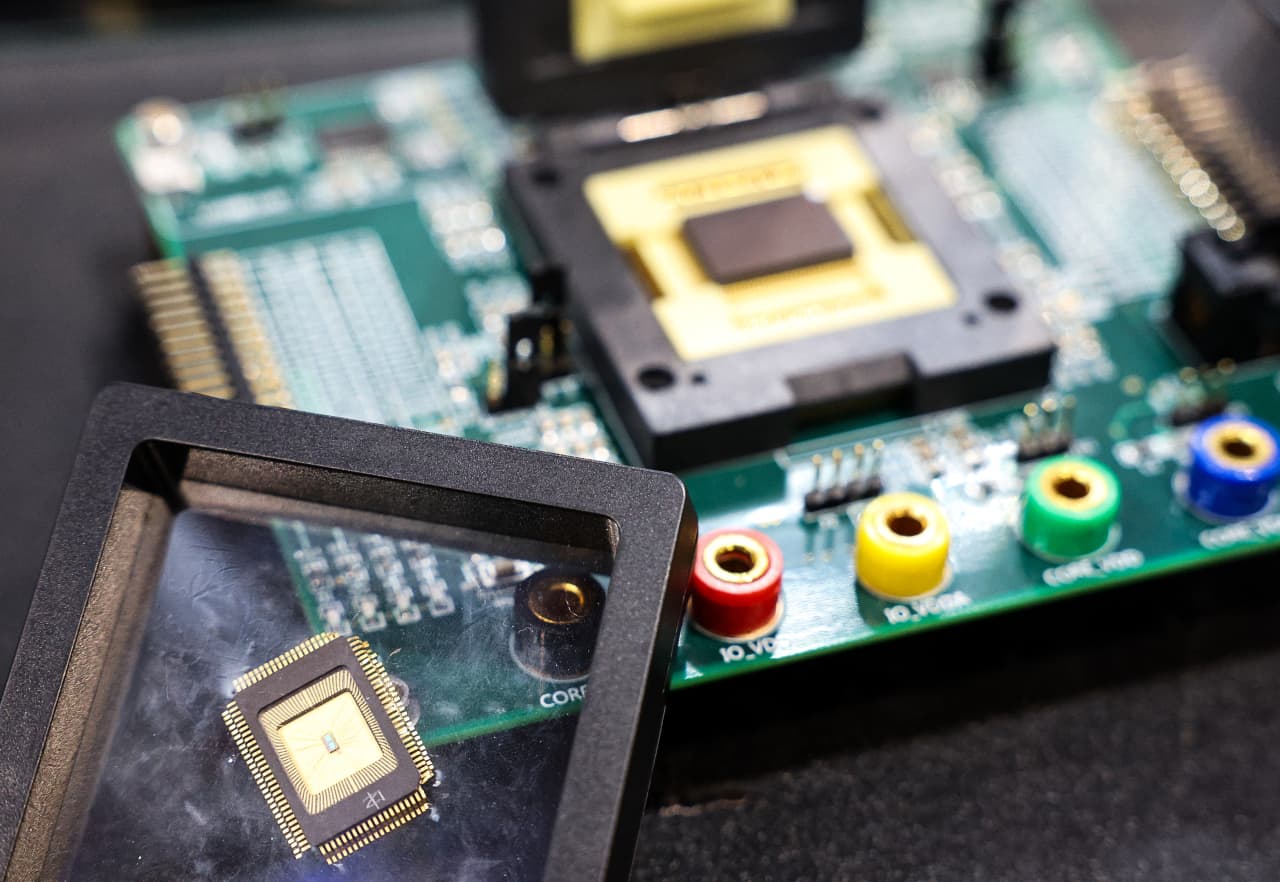 Support for semiconductor stocks could be as much as 15% lower than current levels, says Morgan Stanley — MarketWatch, Miami Business news