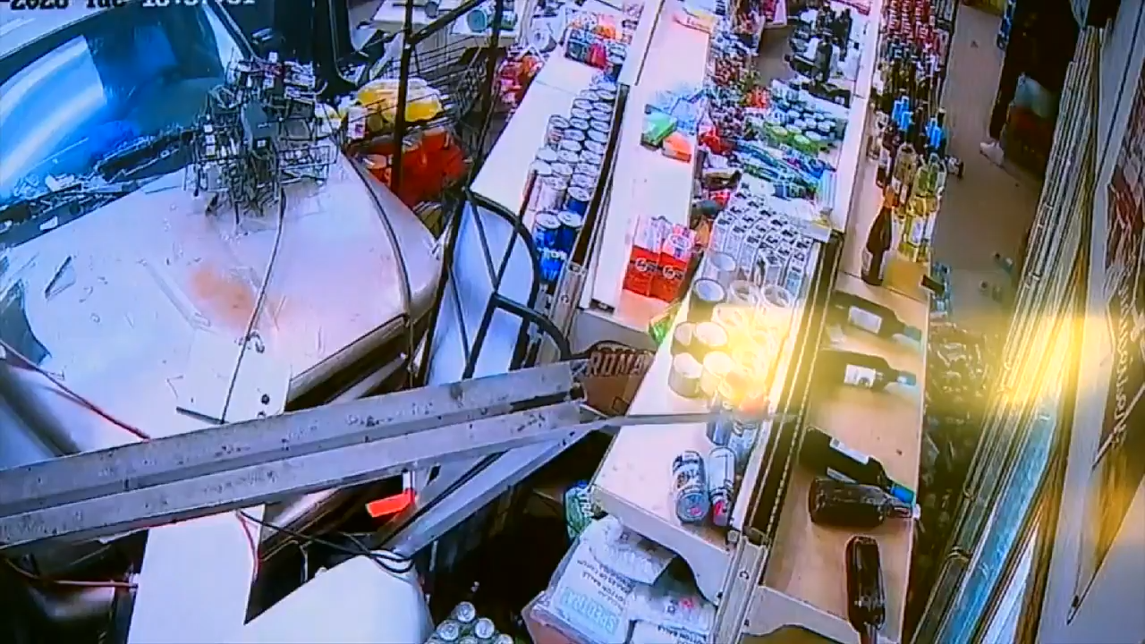 45-year-old woman hospitalized after car crashes into convenience store in NW Miami-Dade — WSVN 7 Miami-Dade, Miami Health news