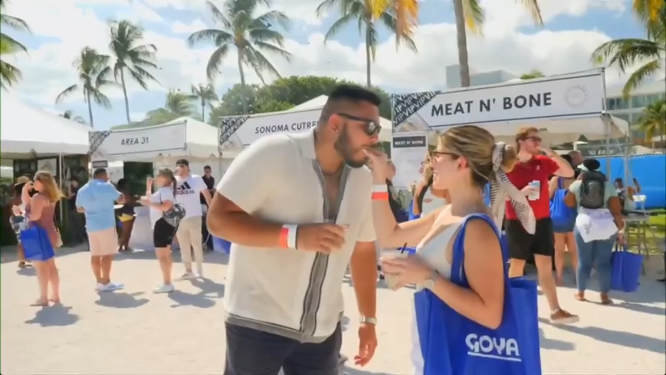 14th annual SoBe Seafood Fest brings 4 days of shellfish dinners and cooking showdowns on the sand — WSVN Entertainment, Miami Dining news